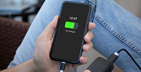 ¿Te lo has preguntado? Esto es lo que pasa si dejas conectado tu cel toda la noche