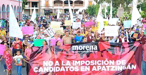 Marcha en Apatzingán