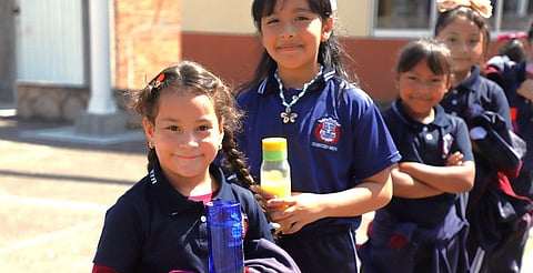 Inicia horario especial para 3 mil 400 escuelas de Michoacán