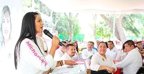 La unidad es nuestro camino, la fuerza nuestro corazón por eso vamos a ganar: Araceli Saucedo