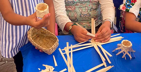 Niñas y niños se divierten, juegan y aprenden en el Festival Michoacán de Origen