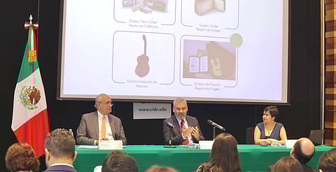 Participa Bedolla en foro académico del CIDE sobre marcas colectivas michoacanas