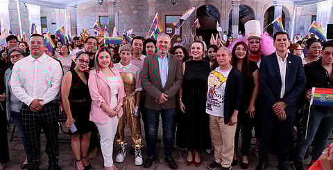 Se construye sociedad basada en diversidad y libertad de expresión: Bedolla