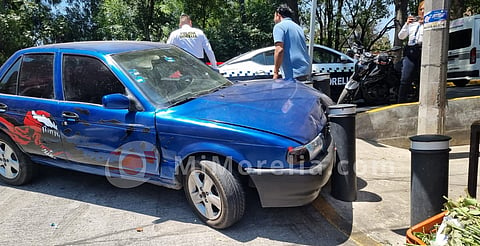 Ladrón roba auto y choca, en Morelia