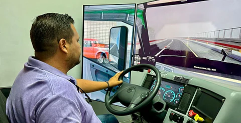 Icatmi y Canacar unen esfuerzos para capacitar a conductores de autotransporte en Cetransporta