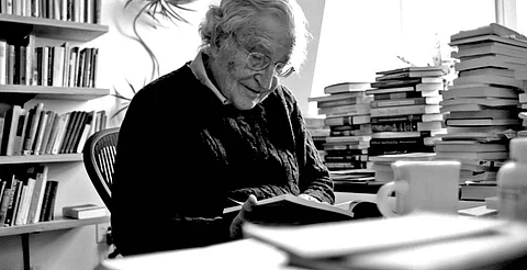 Muere Noam Chomsky, reportan medios; esto se sabe