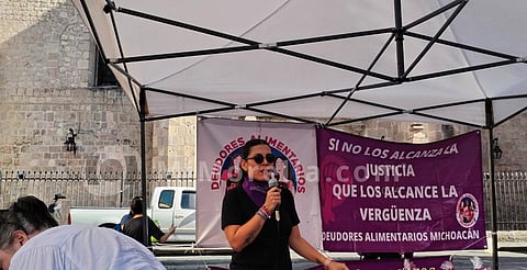 Cuelgan a 500 deudores alimentarios en la Cerrada San Agustín