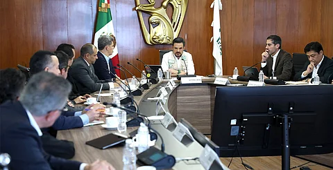 El director general del Seguro Social, Zoé Robledo, dijo que en el Instituto hay mil 50 elevadores, pero 85 están sin operar debido a robo de componentes o vandalismo