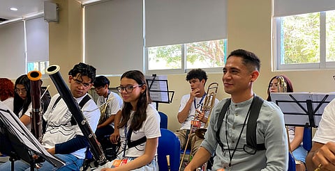 Ayuntamiento felicita a joven moreliana seleccionada por la Orquesta Sinfónica Infantil de México