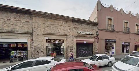 Proliferación de anuncios en Centro Histórico sigue a la alza: INAH