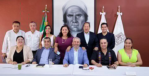 Bedolla y diputados federales electos acuerdan gestionar rehabilitación carretera