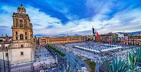 Estrenan himno en la CDMX; el primero compuesto por una mujer