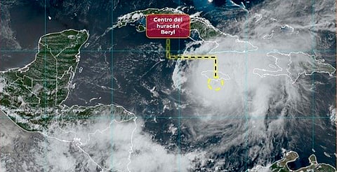 Por llegada del huracán Beryl a Quintana Roo, inician evacuaciones