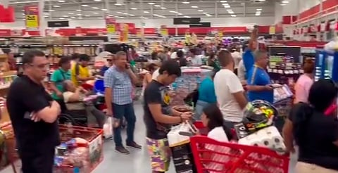 Inician compras de pánico en la Península de Yucatán ante llegada de "Beryl"