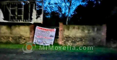 Colocan lonas contra célula criminal en 4 municipios de Michoacán