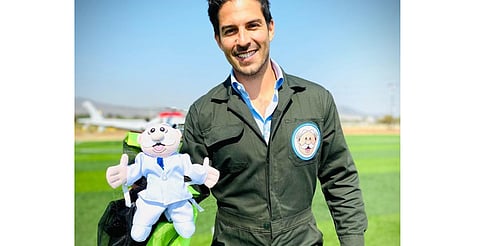 "Hijo del Dr. Simi" desmiente romance con Irina Baeva y manda este mensaje