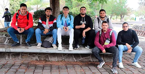 Hay más de 400 escuelas para estudiar la prepa en Michoacán: SEE