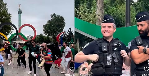 Mexicanos se reúnen para bailar Payaso de Rodeo en una plaza de París