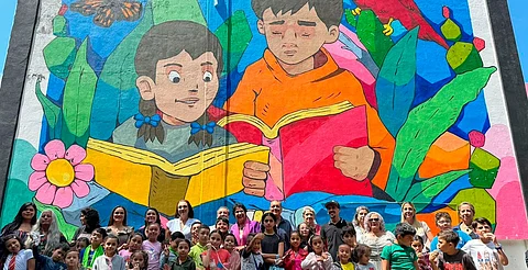 SEE inaugura el mural El alma de los libros