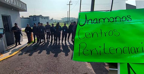 Se manifiestan agentes del Sistema Penitenciario de Michoacán