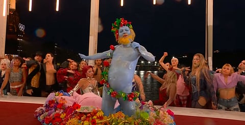 Comunidad LGBT reinterpreta la última cena en la inauguración de los Olímpicos
