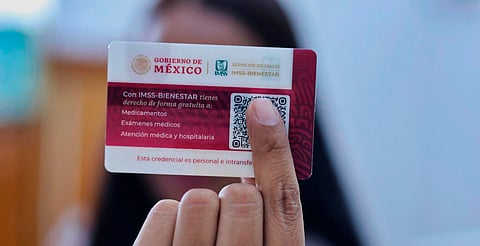 Así puedes tramitar tu credencial del IMSS Bienestar