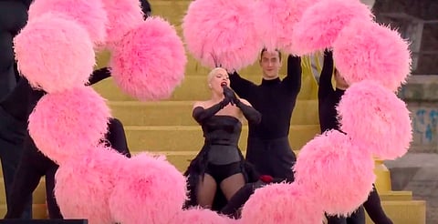 Lady Gaga homenajea la cultura de París en la apertura de los Juegos Olímpicos