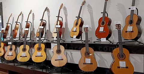 Inauguran XLIX Feria Internacional de la Guitarra en Paracho