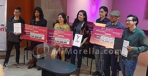 Entrega Secum reconocimiento a la y los ganadores de Palabras de Colibrí