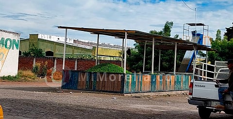 Limoneros y huertas paran labores por amenazas, en Apatzingán; refuerzan seguridad