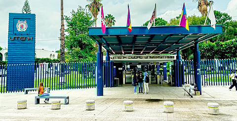 UMSNH cumple a trabajadores con el pago de Aportación de Depósito