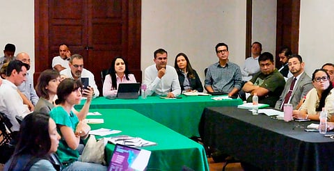 Gobierno estatal mantiene diálogo con uruapenses por construcción de teleférico