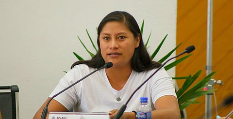 Pide Celeste Ascencio ante INE sanciones severas por usurpación