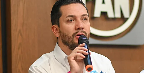 Araceli Saucedo traicionó principios con los que pidió voto de michoacanos: Beto Lucatero