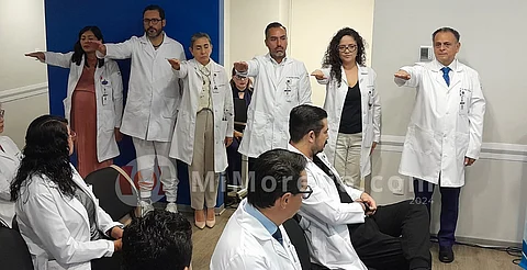 Toman protesta a mesa directiva de la Sociedad Médica del Hospital Ángeles