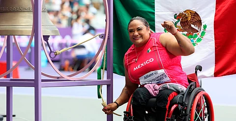 Gloria Zarza logra oro para México en lanzamiento de bala F54 en Paralímpicos París 2024