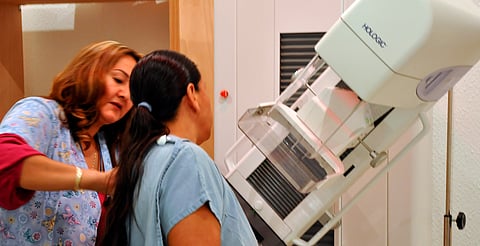 En promedio, 15 bajas mensuales en los programas de apoyo de cáncer en Michoacán