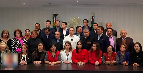 Senadores del PRI dan su palabra de voto en contra de la reforma judicial