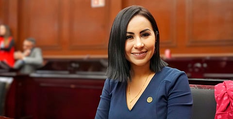 Siguen las renuncias en el PRI; tras 17 años Gloria Tapia anuncia su salida