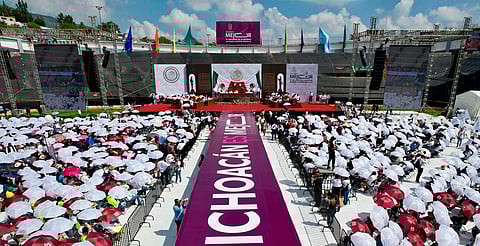 Estamos haciendo todo para que la salud sea universal en Michoacán, asegura el gobernador