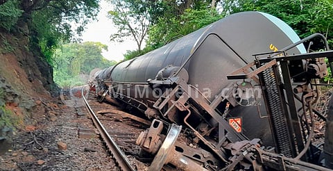 Descarrilan 18 vagones del ferrocarril en la región Taretan