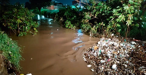 Reportan ríos y drenes al 85% de su capacidad tras lluvias de este lunes en Morelia
