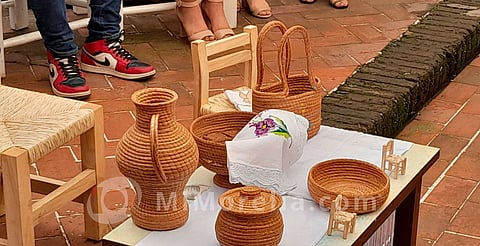 Danza de los viejitos, tahualiles, mole y corundas en la Feria de la Silla de Opopeo