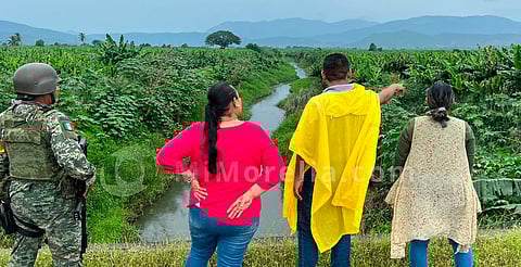 En Coahuayana, se alistan ante impacto de huracán John