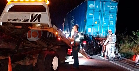 Choque en la autopista Siglo XXI deja una mujer sin vida