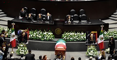 Homenaje de cuerpo presente a Ifigenia Martínez en Cámara de Diputados