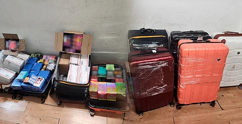 Aseguran más de 2 mil vapeadores con cannabis y dulces con THC, en aeropuerto de Tijuana
