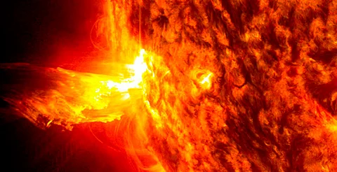 Alertan de posibles alteraciones tecnológicas, por tormenta solar