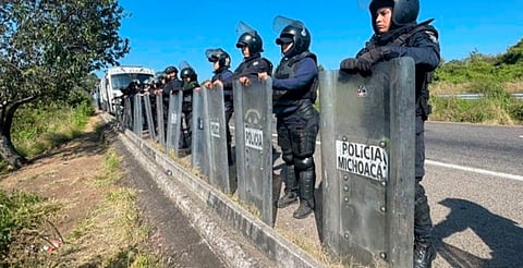 Libre, la carretera Morelia-Pátzcuaro: SSP