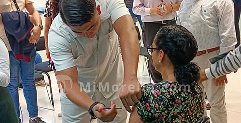 Inicia en el IMSS campaña de vacunación contra la influenza